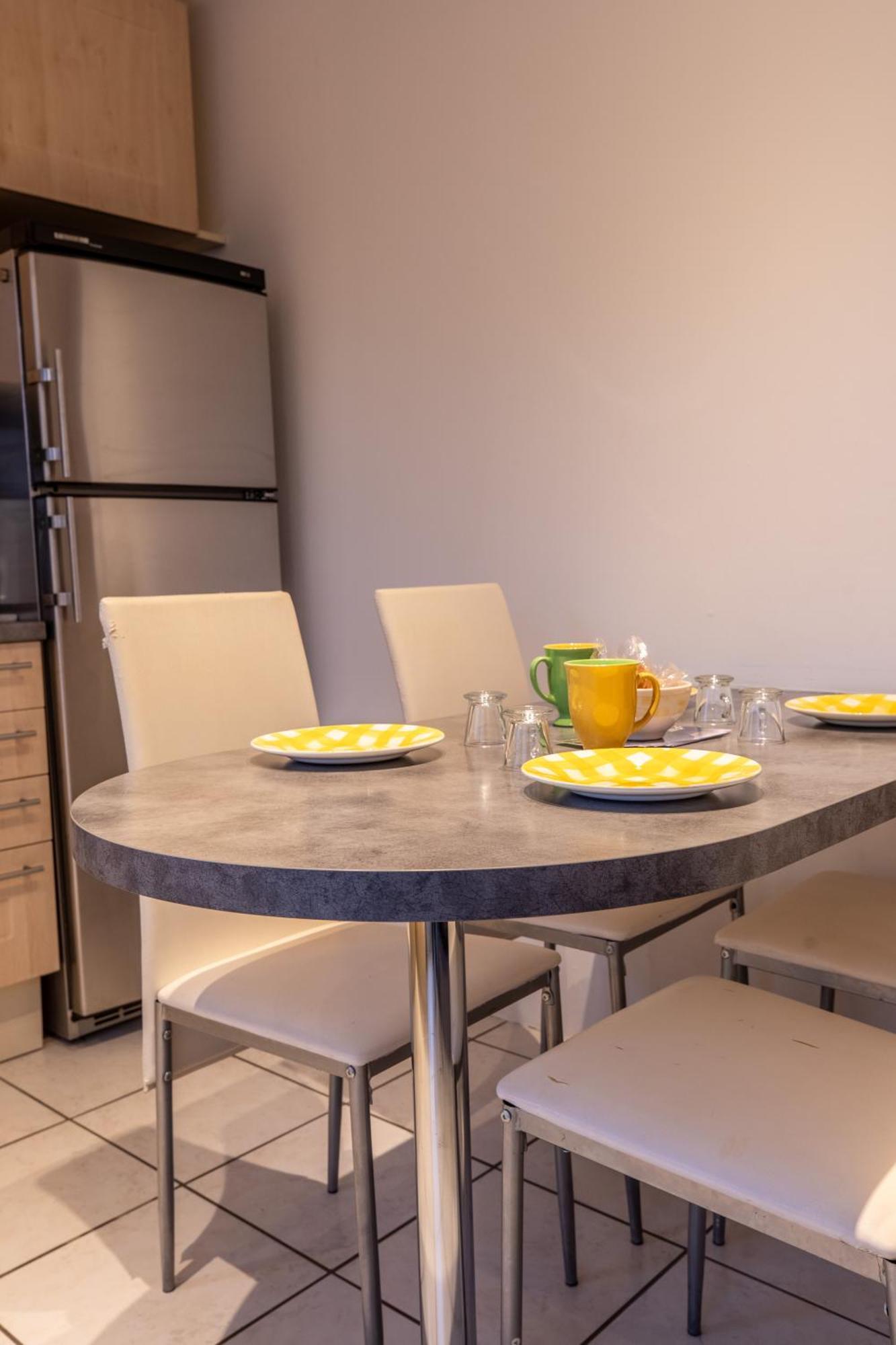 Appartement Avec Jardin, Ideal Pour Animaux - Floreal Clermont-Ferrand Kültér fotó